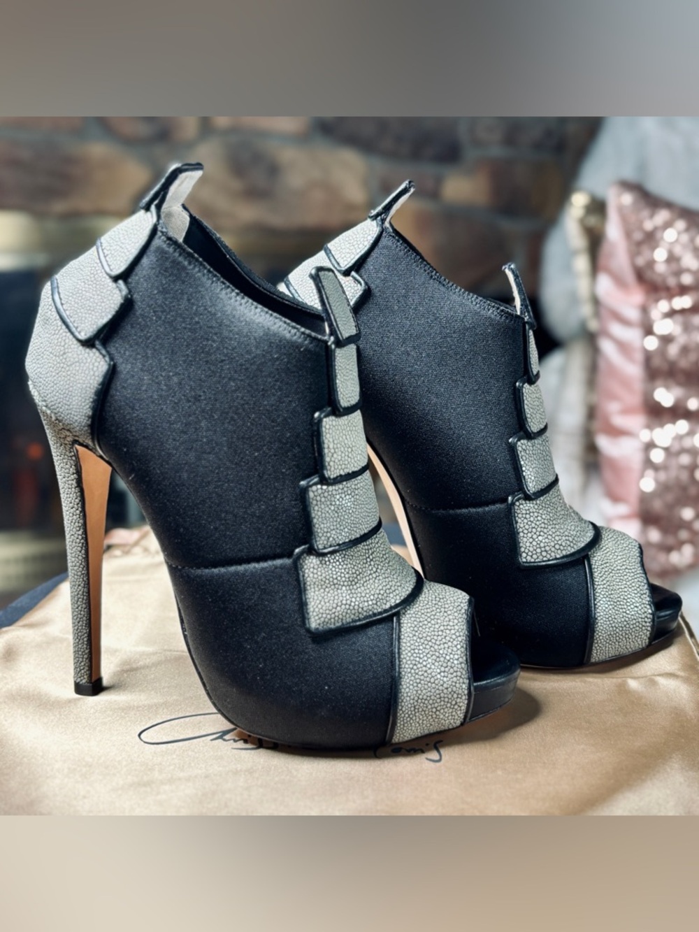 Chrissie Morris Grey & Black Shagreen Leather Peeptoe 5” Stephanie Bootie Sz 6